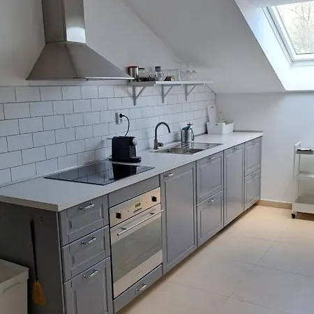 Apartman Farma Hradec Mnichovo Hradiste Exterior photo